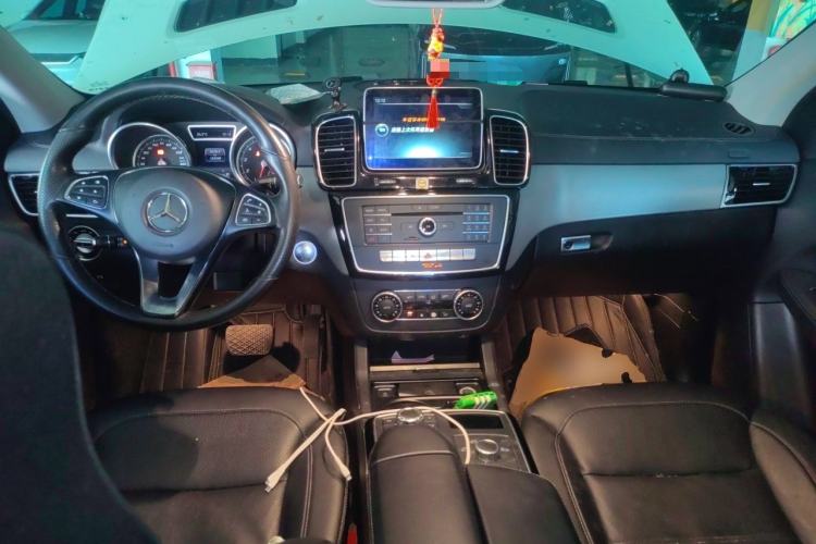 Used Mercedes-Benz GLE Coupe 2015 GLE 320 4MATIC Coupe SUV Center Console