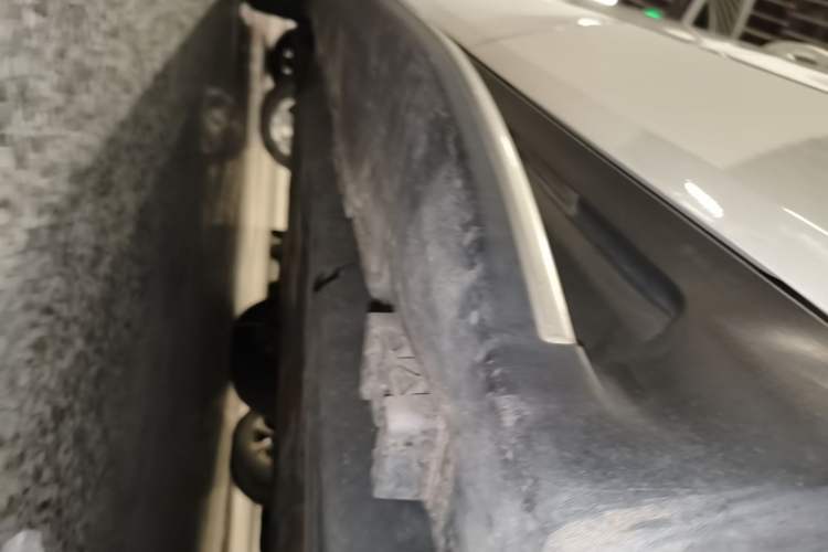 Used Mercedes-Benz GLE Coupe 2015 GLE 400 4MATIC Coupe SUV Chassis Rear Left