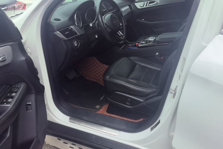 Used Mercedes-Benz GLE Coupe 2015 GLE 400 4MATIC Coupe SUV Driver Seat