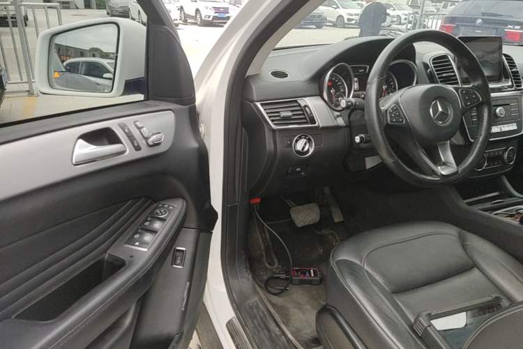 Used Mercedes-Benz GLE Coupe 2015 GLE 320 4MATIC Coupe SUV Driver Seat