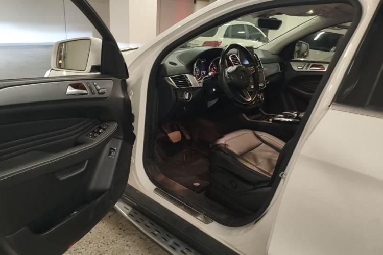 Used Mercedes-Benz GLE Coupe 2015 GLE 400 4MATIC Coupe SUV Driver Seat