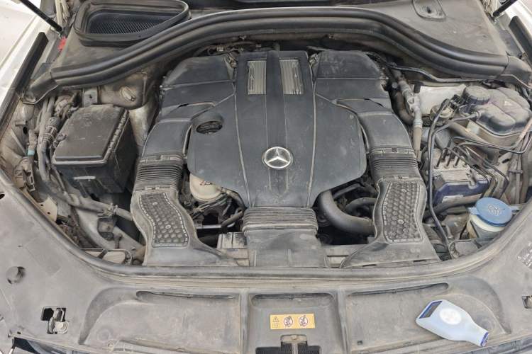 Used Mercedes-Benz GLE Coupe 2015 GLE 320 4MATIC Coupe SUV Engine Bay