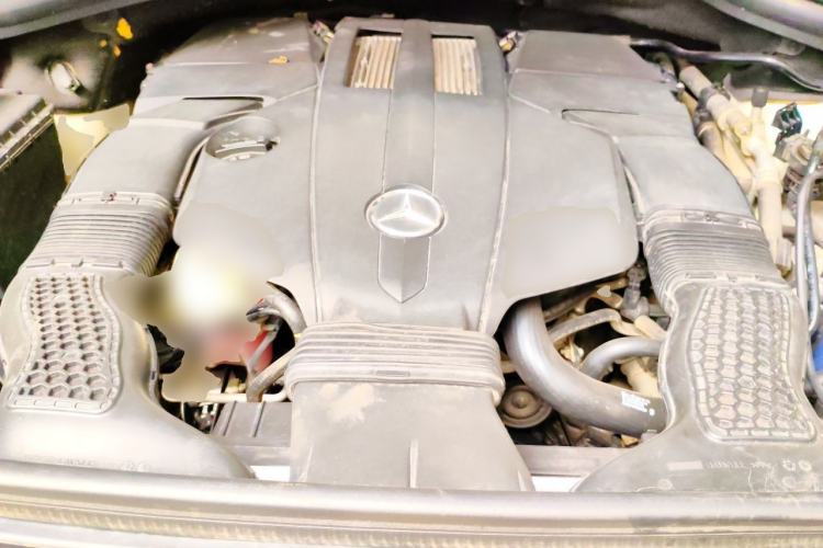 Used Mercedes-Benz GLE Coupe 2015 GLE 320 4MATIC Coupe SUV Engine Bay