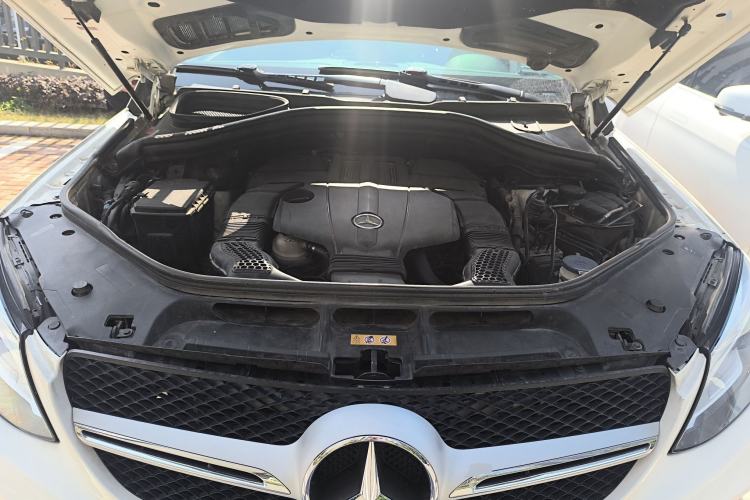 Used Mercedes-Benz GLE Coupe 2015 GLE 320 4MATIC Coupe SUV Engine Bay