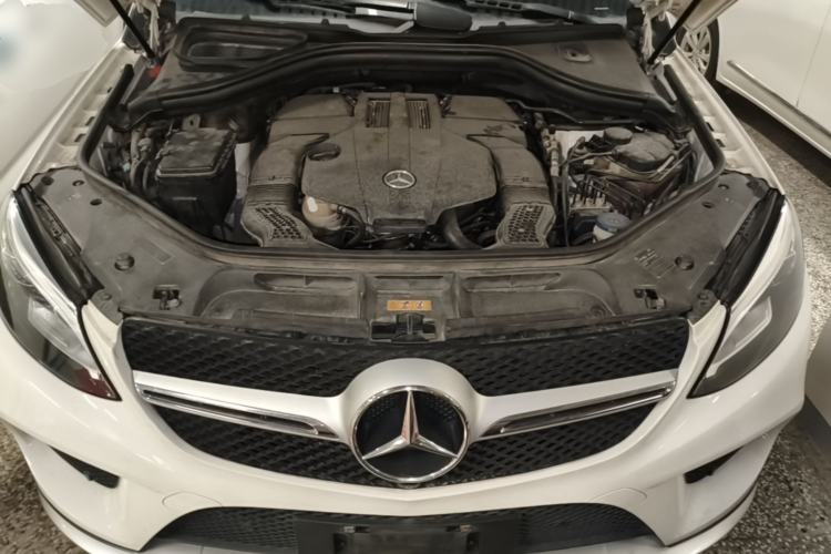 Used Mercedes-Benz GLE Coupe 2015 GLE 400 4MATIC Coupe SUV Engine Bay