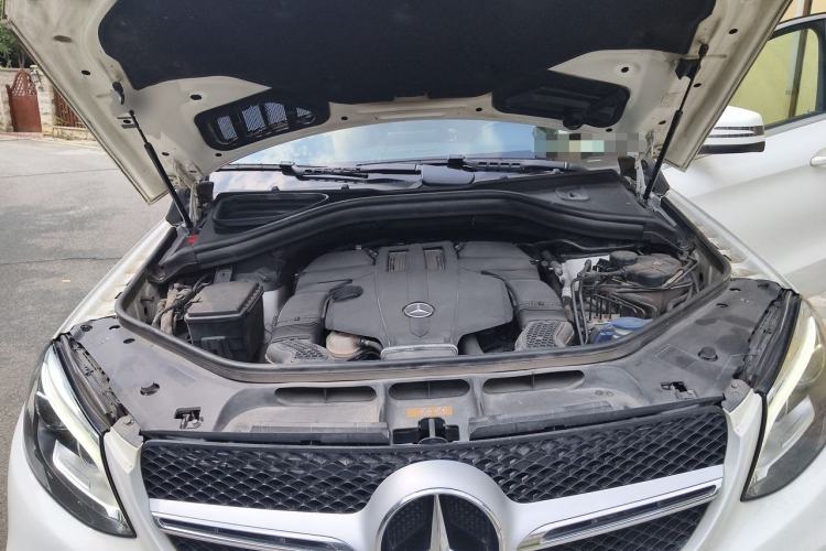 Used Mercedes-Benz GLE Coupe 2015 GLE 320 4MATIC Coupe SUV Engine Bay