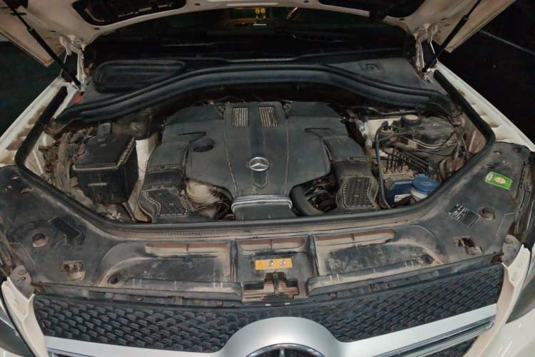 Used Mercedes-Benz GLE Coupe 2015 GLE 320 4MATIC Coupe SUV Engine Bay
