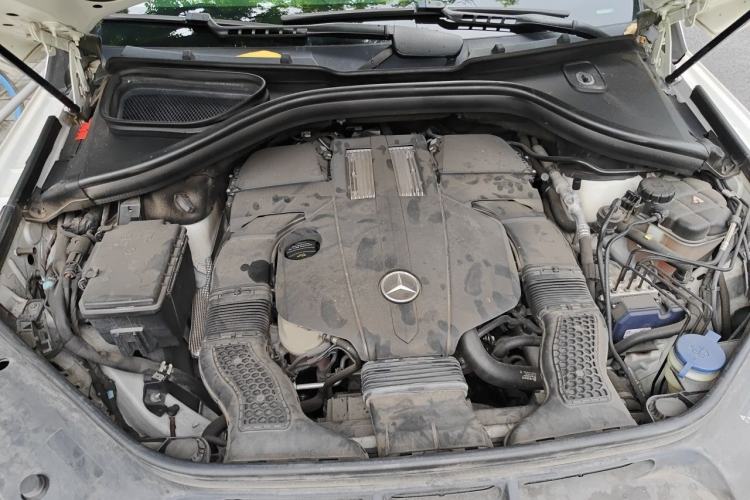 Used Mercedes-Benz GLE Coupe 2015 GLE 320 4MATIC Coupe SUV Engine Bay