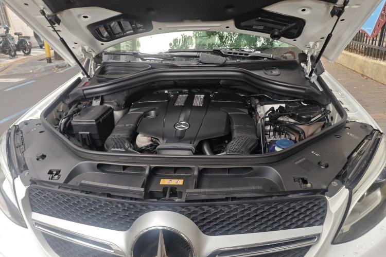 Used Mercedes-Benz GLE Coupe 2015 GLE 320 4MATIC Coupe SUV Engine Bay