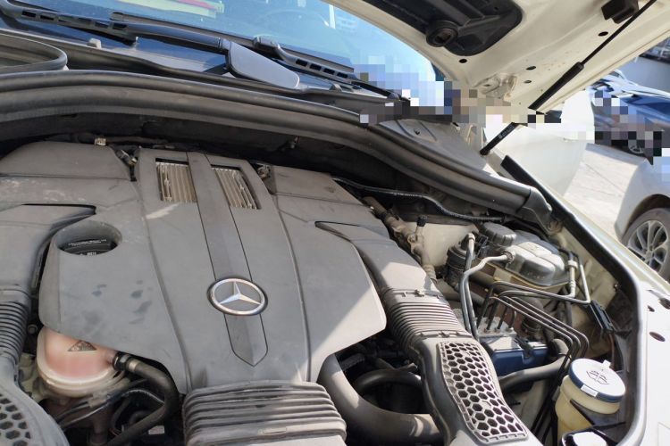 Used Mercedes-Benz GLE Coupe 2015 GLE 320 4MATIC Coupe SUV Engine Bay Left