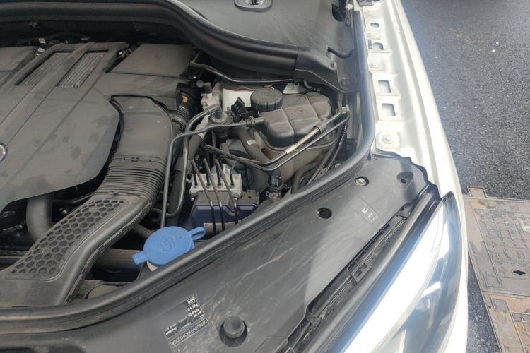Used Mercedes-Benz GLE Coupe 2015 GLE 320 4MATIC Coupe SUV Engine Bay Left