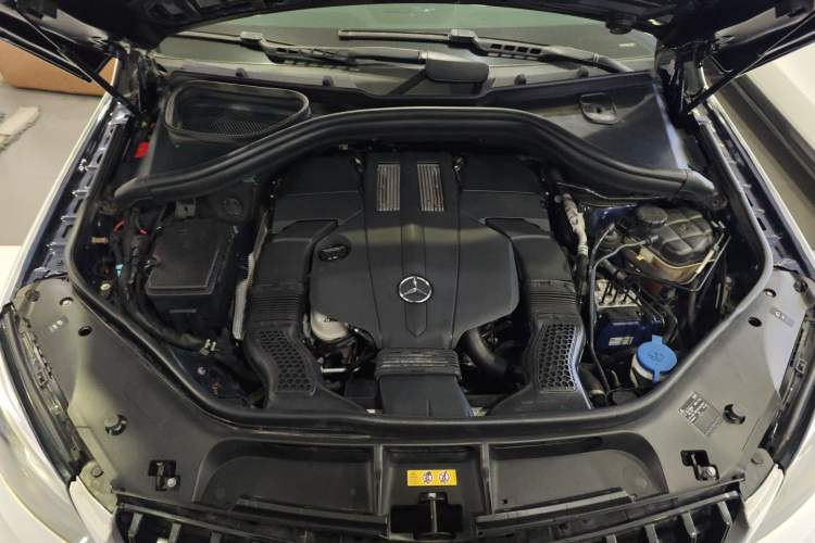 Used Mercedes-Benz GLE Coupe 2015 GLE 320 4MATIC Coupe SUV Engine Bay