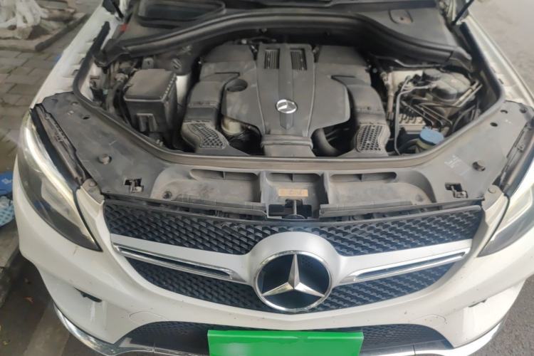 Used Mercedes-Benz GLE Coupe 2015 GLE 320 4MATIC Coupe SUV Engine Bay