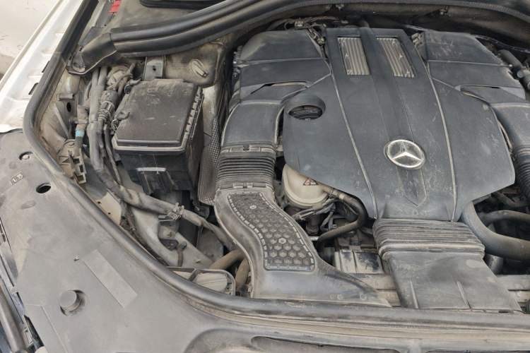 Used Mercedes-Benz GLE Coupe 2015 GLE 320 4MATIC Coupe SUV Engine Bay Right
