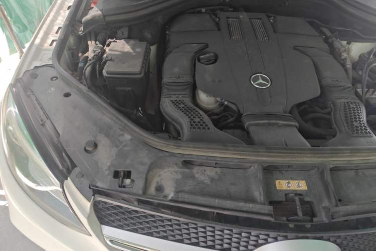 Used Mercedes-Benz GLE Coupe 2015 GLE 400 4MATIC Coupe SUV Engine Bay Right