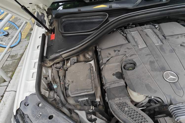 Used Mercedes-Benz GLE Coupe 2015 GLE 320 4MATIC Coupe SUV Engine Bay Right