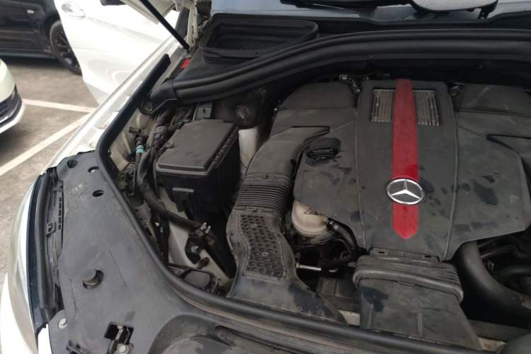 Used Mercedes-Benz GLE Coupe 2015 GLE 450 AMG 4MATIC Coupe SUV Engine Bay Right