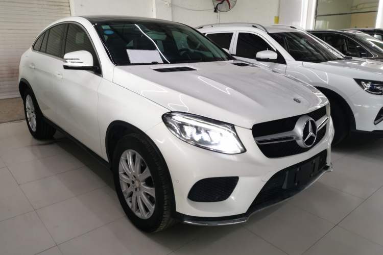 Used Mercedes-Benz GLE Coupe 2015 GLE 320 4MATIC Coupe SUV Exterior 1