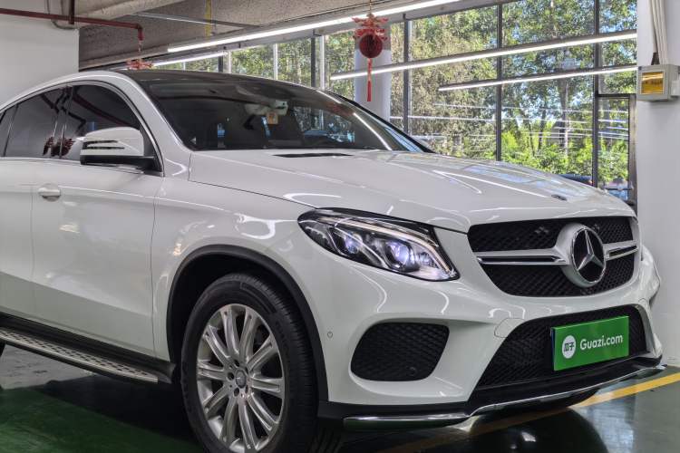 Used Mercedes-Benz GLE Coupe 2015 GLE 320 4MATIC Coupe SUV Exterior 1