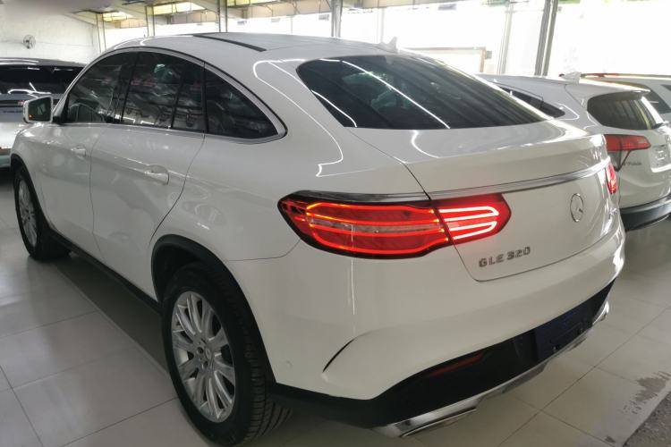 Used Mercedes-Benz GLE Coupe 2015 GLE 320 4MATIC Coupe SUV Exterior 2