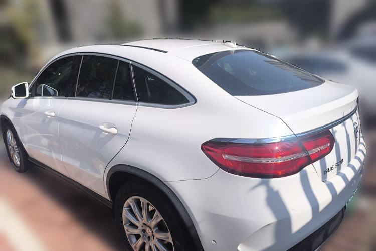 Used Mercedes-Benz GLE Coupe 2015 GLE 320 4MATIC Coupe SUV Exterior 3