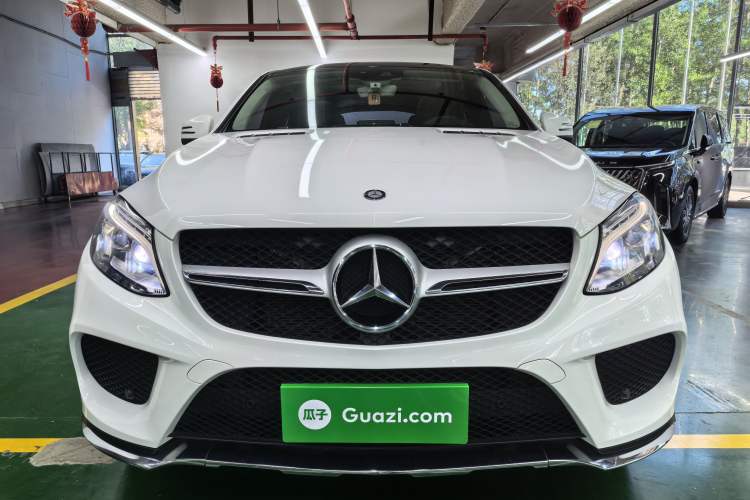 Used Mercedes-Benz GLE Coupe 2015 GLE 320 4MATIC Coupe SUV Exterior 3