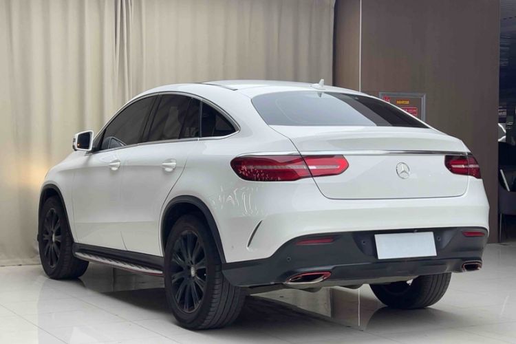 Used Mercedes-Benz GLE Coupe 2015 GLE 320 4MATIC Coupe SUV Exterior 3