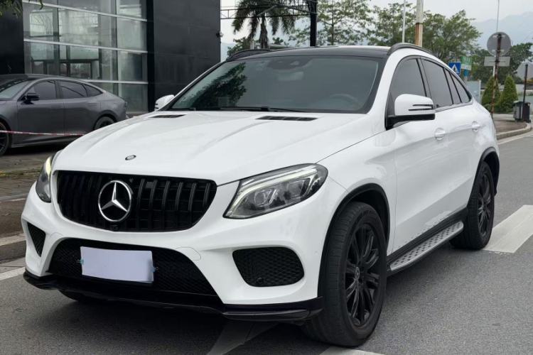 Used Mercedes-Benz GLE Coupe 2015 GLE 320 4MATIC Coupe SUV Exterior 4