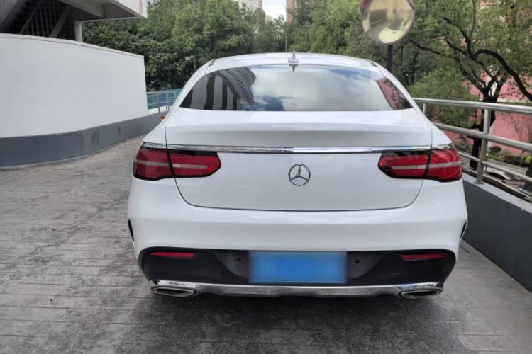 Used Mercedes-Benz GLE Coupe 2015 GLE 320 4MATIC Coupe SUV Exterior 4