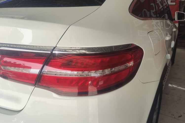 Used Mercedes-Benz GLE Coupe 2015 GLE 320 4MATIC Coupe SUV Exterior 6