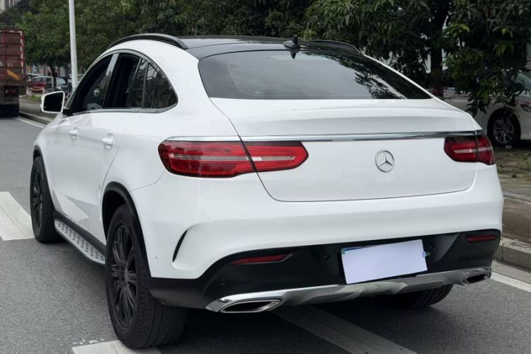 Used Mercedes-Benz GLE Coupe 2015 GLE 320 4MATIC Coupe SUV Exterior 9