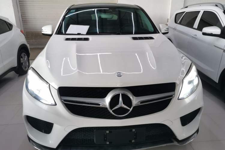 Used Mercedes-Benz GLE Coupe 2015 GLE 320 4MATIC Coupe SUV Front