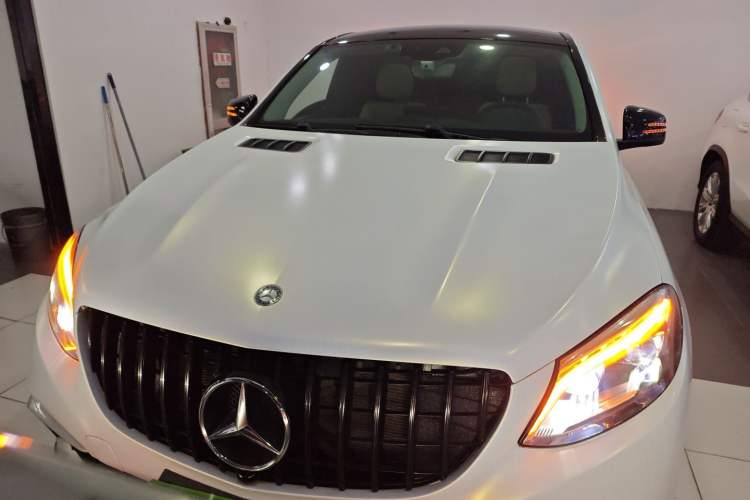 Used Mercedes-Benz GLE Coupe 2015 GLE 320 4MATIC Coupe SUV Front