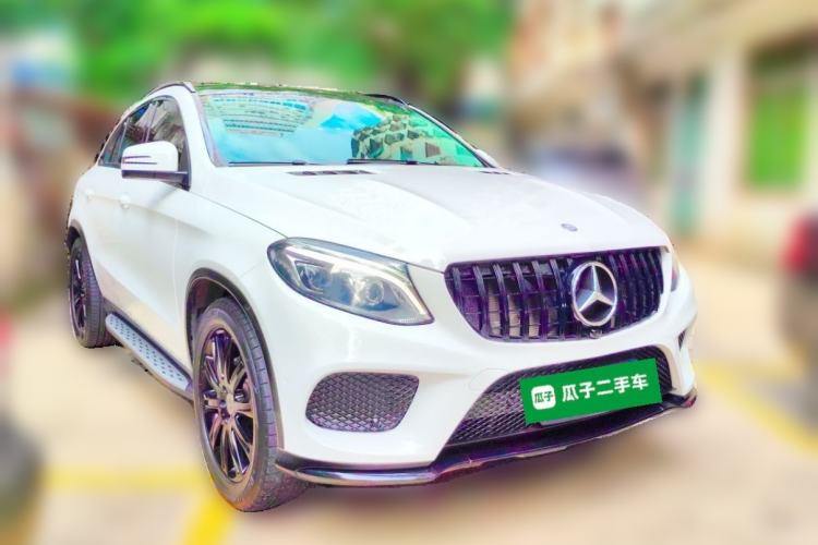 Used Mercedes-Benz GLE Coupe 2015 GLE 320 4MATIC Coupe SUV Front Right 45 Deg