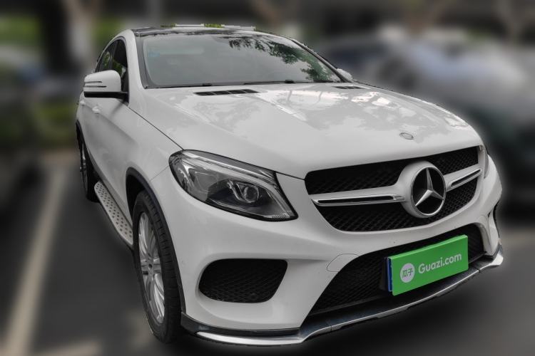 Used Mercedes-Benz GLE Coupe 2015 GLE 320 4MATIC Coupe SUV Front Right 45 Deg