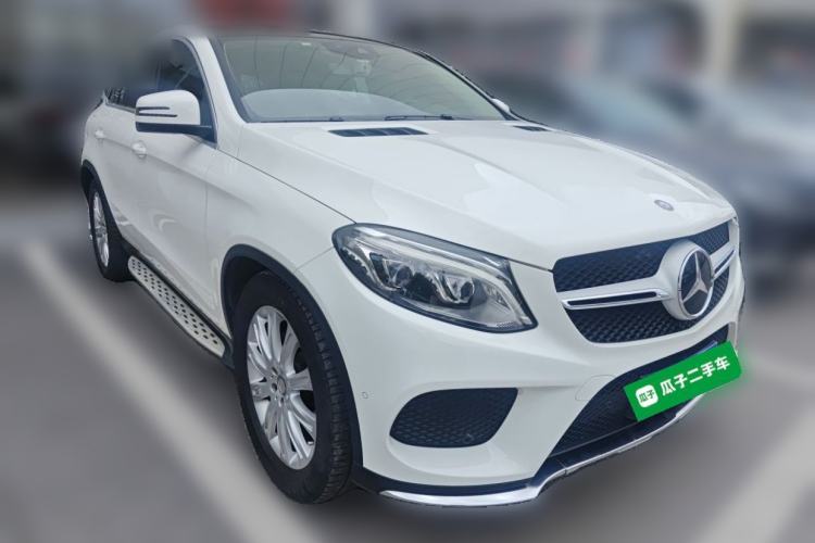 Used Mercedes-Benz GLE Coupe 2015 GLE 320 4MATIC Coupe SUV Front Right 45 Deg