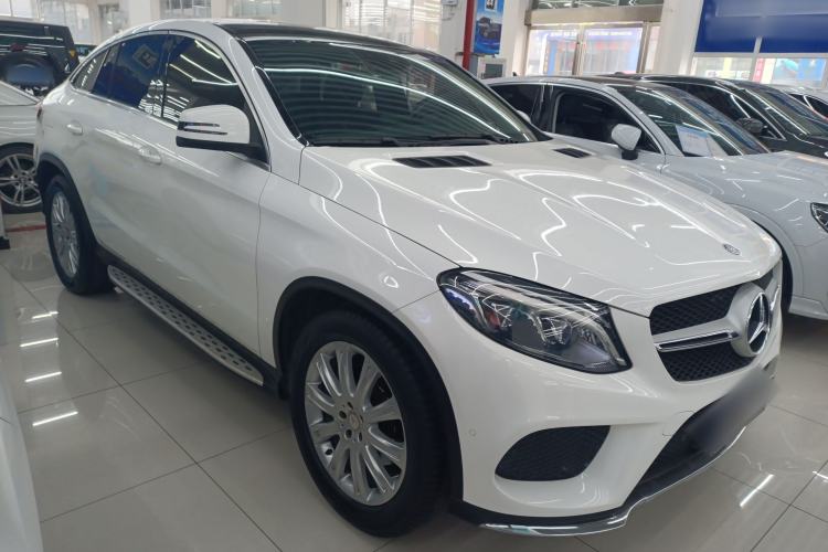Used Mercedes-Benz GLE Coupe 2015 GLE 320 4MATIC Coupe SUV Front Right 45 Deg