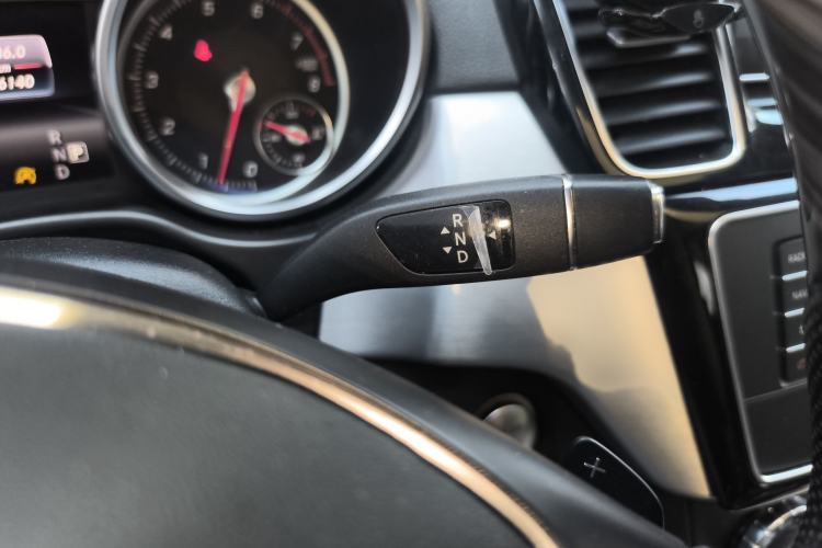 Used Mercedes-Benz GLE Coupe 2015 GLE 320 4MATIC Coupe SUV Gear Lever