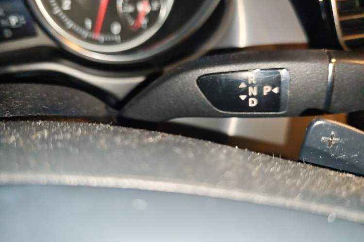Used Mercedes-Benz GLE Coupe 2015 GLE 320 4MATIC Coupe SUV Gear Lever