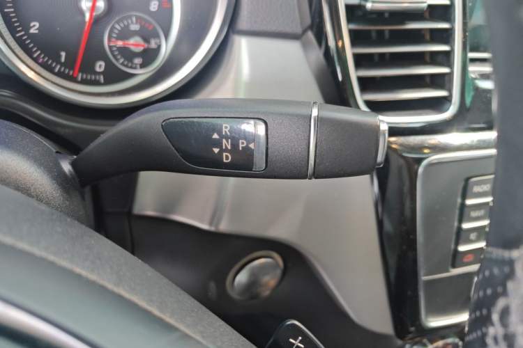 Used Mercedes-Benz GLE Coupe 2015 GLE 400 4MATIC Coupe SUV Gear Lever