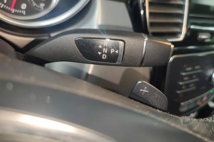 Used Mercedes-Benz GLE Coupe 2015 GLE 320 4MATIC Coupe SUV Gear Lever