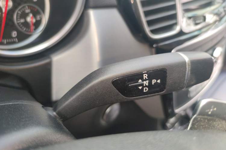 Used Mercedes-Benz GLE Coupe 2015 GLE 450 AMG 4MATIC Coupe SUV Gear Lever