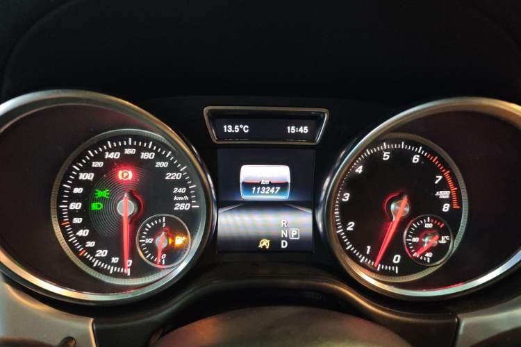 Used Mercedes-Benz GLE Coupe 2015 GLE 320 4MATIC Coupe SUV Instrument Cluster