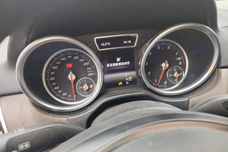 Used Mercedes-Benz GLE Coupe 2015 GLE 400 4MATIC Coupe SUV Instrument Cluster