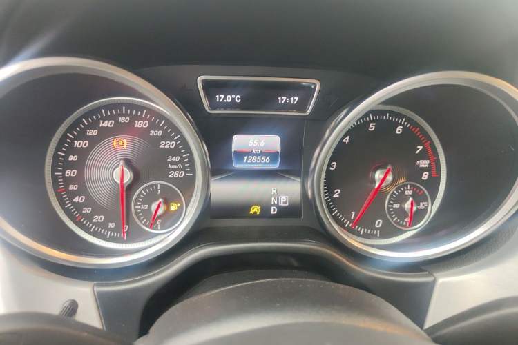 Used Mercedes-Benz GLE Coupe 2015 GLE 320 4MATIC Coupe SUV Instrument Cluster