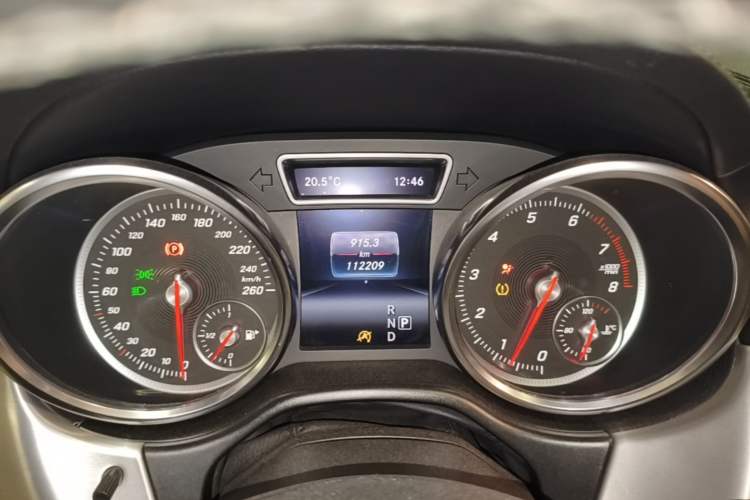 Used Mercedes-Benz GLE Coupe 2015 GLE 400 4MATIC Coupe SUV Instrument Cluster