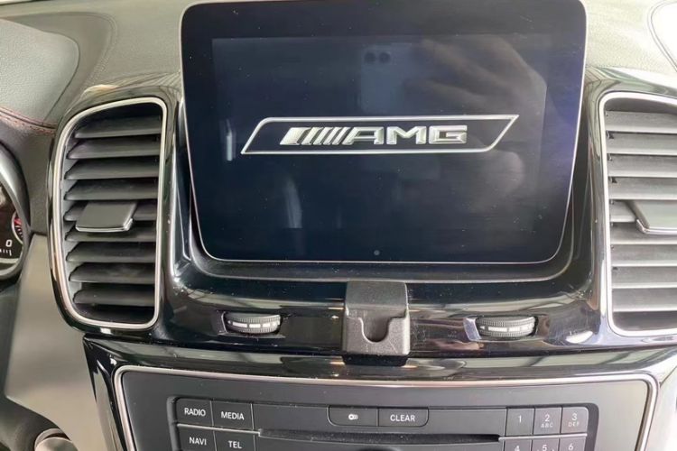 Used Mercedes-Benz GLE Coupe 2015 GLE 450 AMG 4MATIC Coupe SUV Interior 2