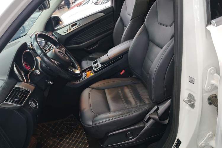 Used Mercedes-Benz GLE Coupe 2015 GLE 320 4MATIC Coupe SUV Left Front Seat