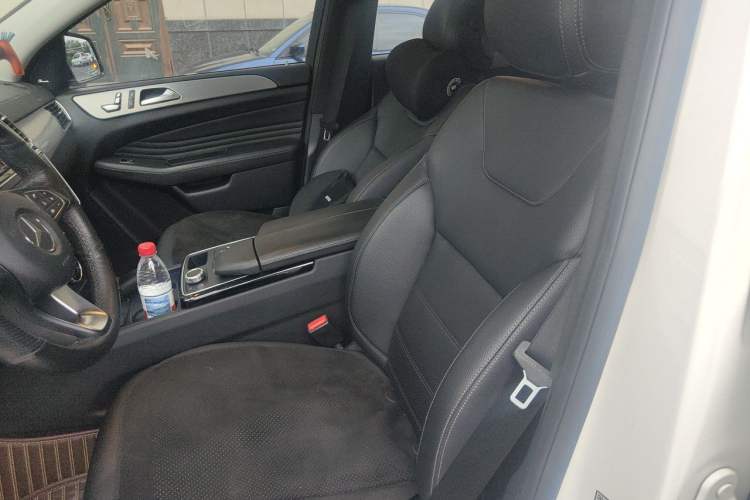 Used Mercedes-Benz GLE Coupe 2015 GLE 320 4MATIC Coupe SUV Left Front Seat