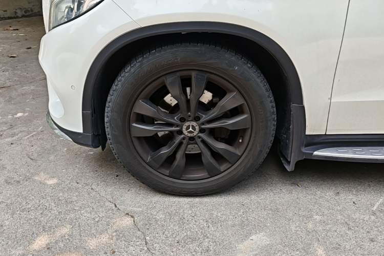 Used Mercedes-Benz GLE Coupe 2015 GLE 400 4MATIC Coupe SUV Left Front Wheel Hub